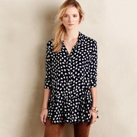 Anthropologie Tops - Anthro Tylho S Larkin Heart Tunic Top Navy Rayon
